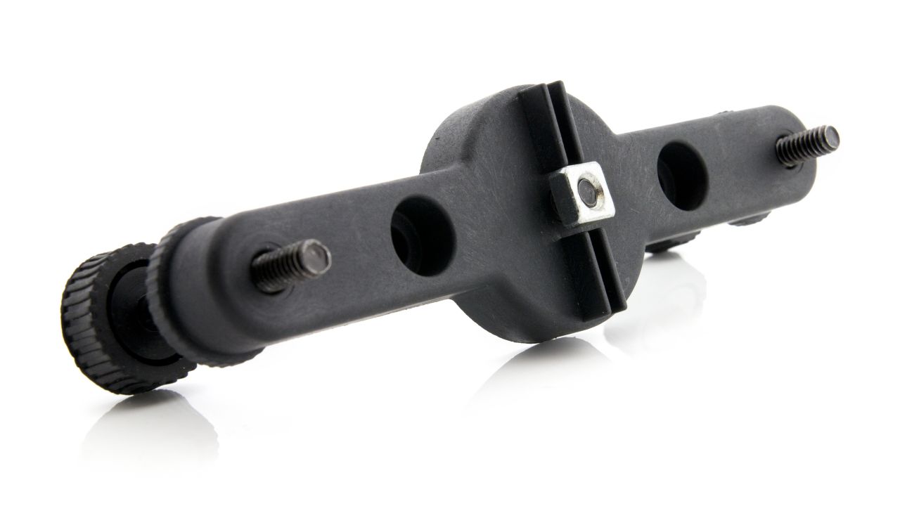 Adjustable Two-Foot Leveler - Image 3