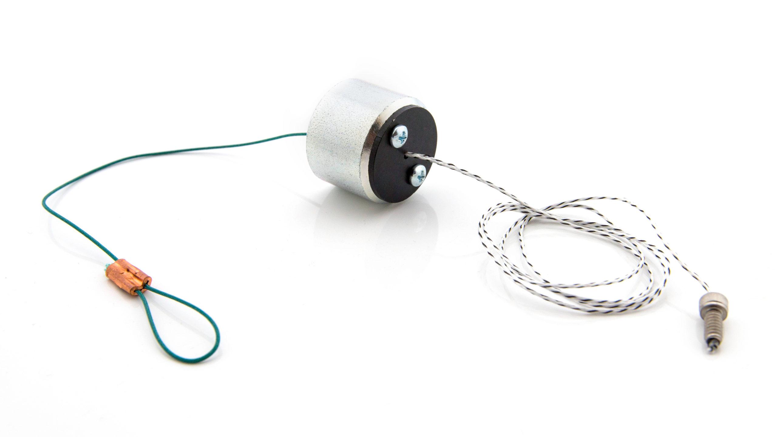 Replacement String and Swivel for Centripetal Force Apparatus