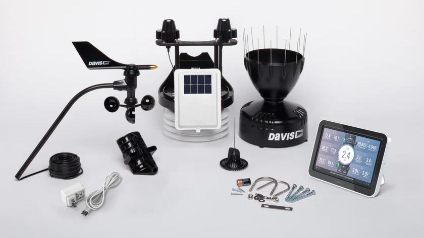Davis Vantage Pro2 Plus Weather Station with WeatherLink Console - Image 2