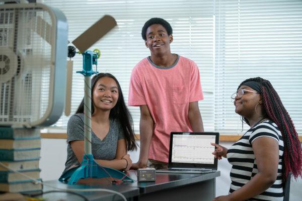 Students investigating wind turbine blade design with Go Direct® Energy