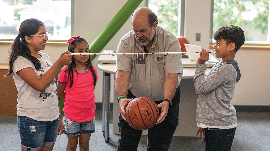 Elementary students using Go Direct® Motion Detector