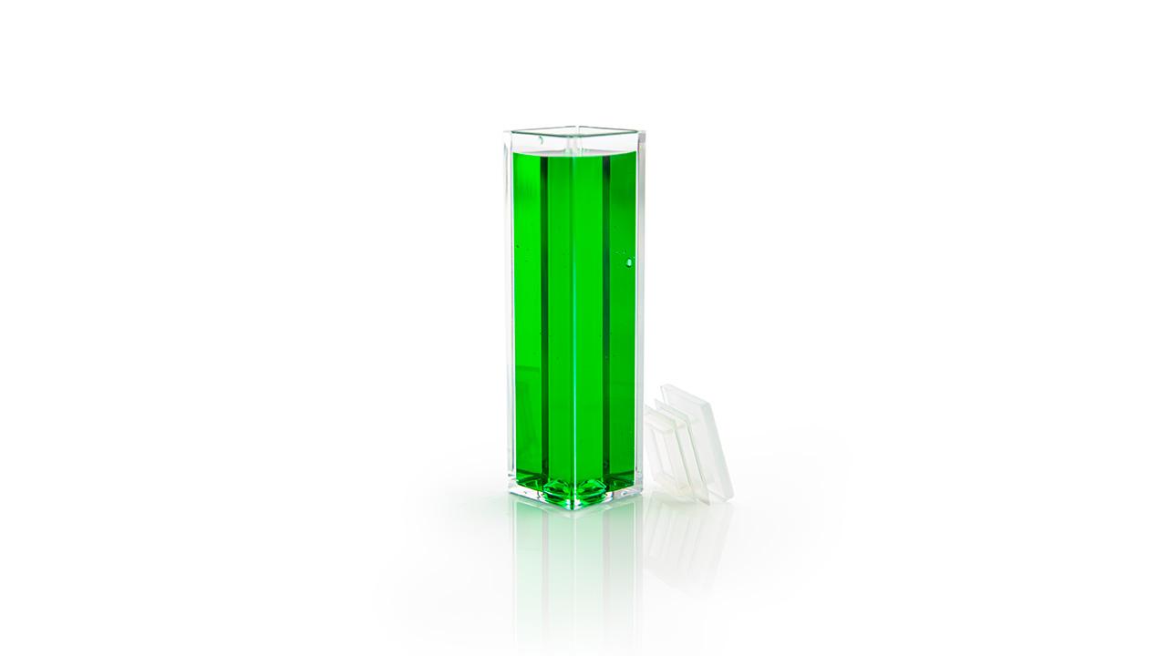 Plastic cuvette with 4 clear sides to use with the for use with Go Direct® Turbidity and Go Direct SpectroVis® Plus.